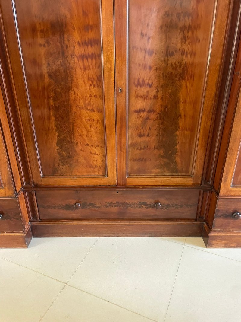 Outstanding Quality Large Victorian Antique Figured Mahogany Four Door Wardrobe - Image 11